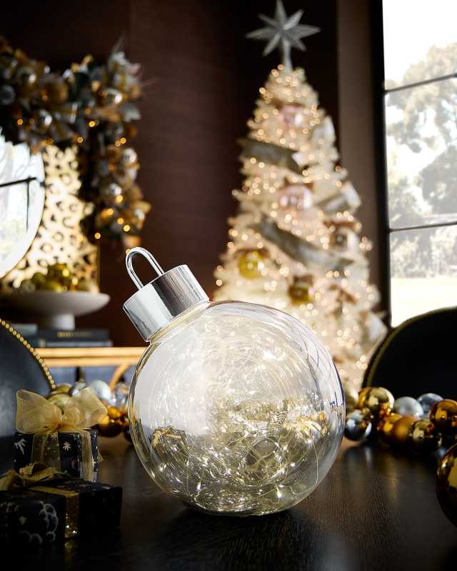 Oblique Silver Glass Tabletop Ornament